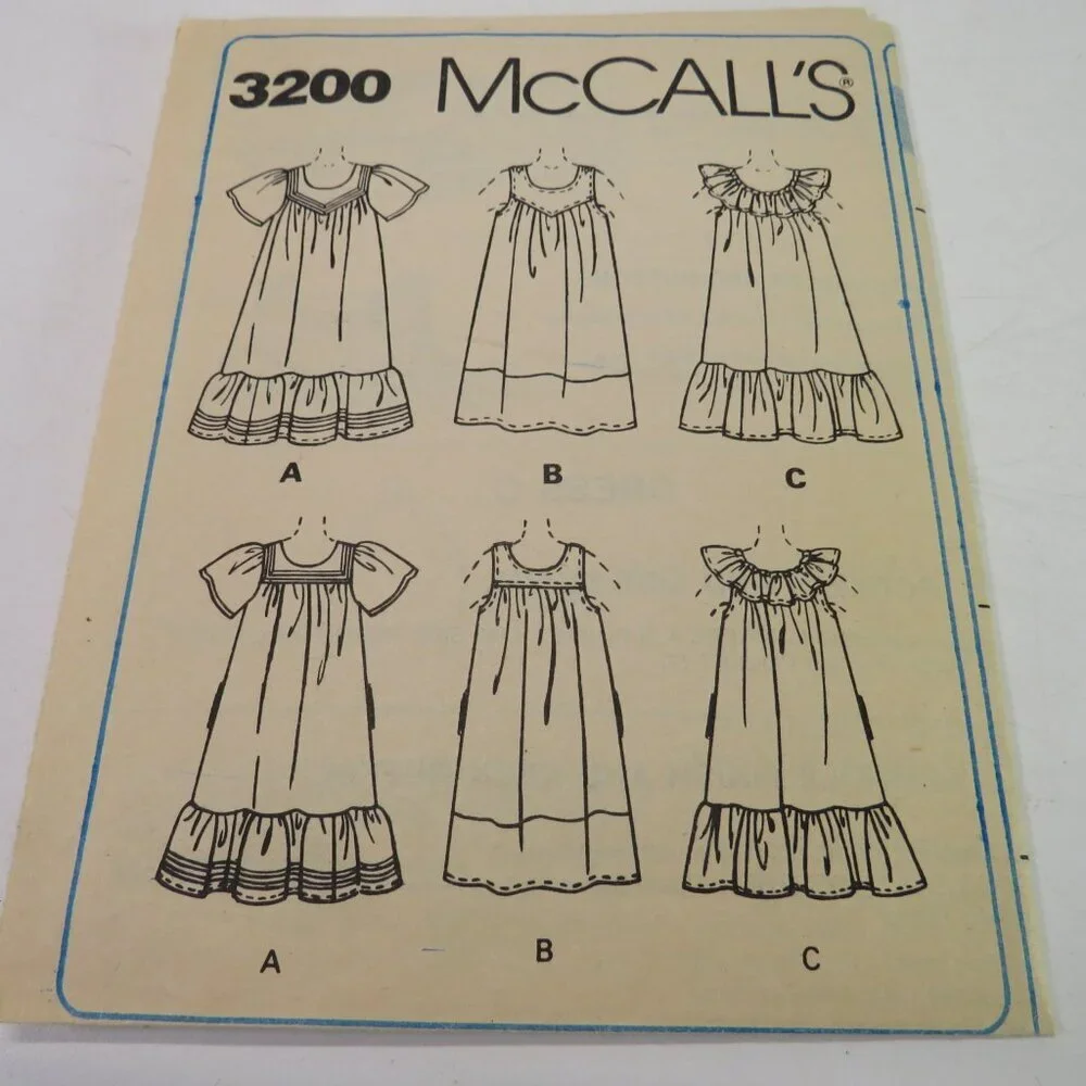 McCall's 3200 sewing patter EASY nightgown, dress (loose fit) short sleeve